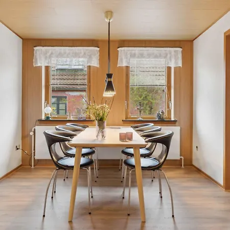 Feriehus Spacious Near The