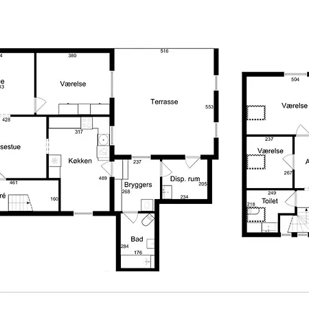 Spacious Near The בית נופש *