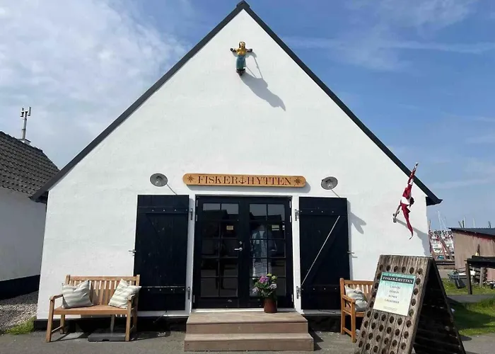 Spacious Near The * Bagenkop