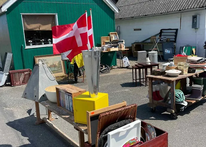 Semesterbostad Spacious Near The Bagenkop