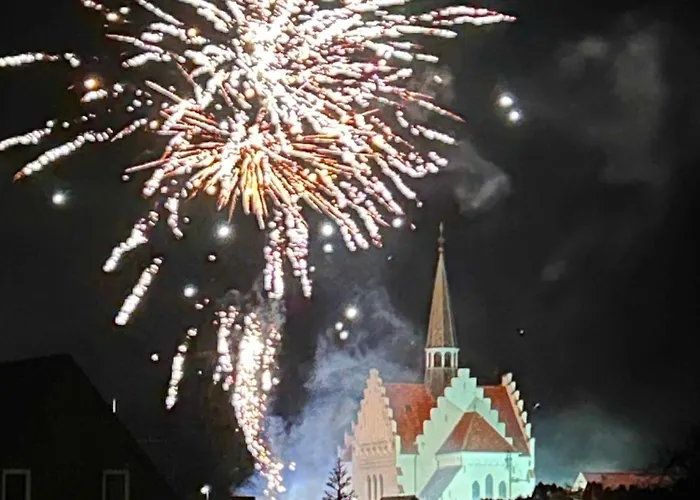 Spacious Near The Feriehus