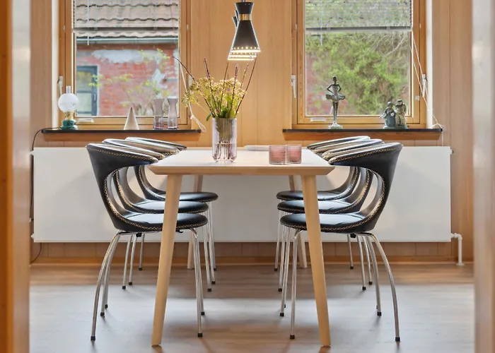 Spacious Near The * Bagenkop